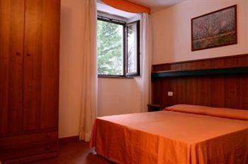 Albergo La Foresta Реджело Екстериор снимка