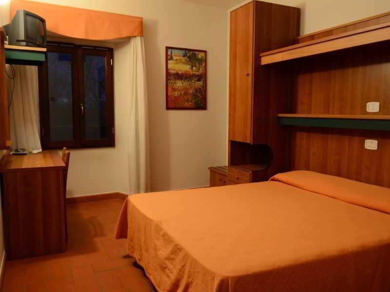 Albergo La Foresta Реджело Екстериор снимка